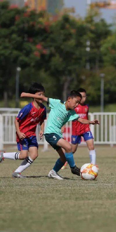 
江苏省足协青训俱乐部联赛冠军赛在扬州开赛“太阳集团tyc”(图8)